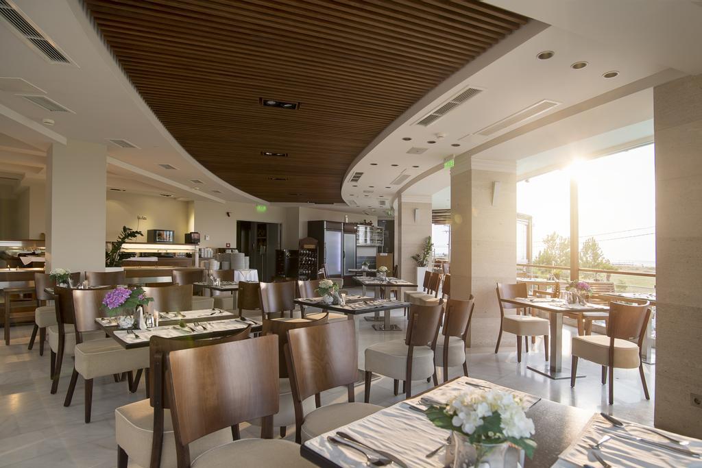 Cosmopolitan Hotel & Spa Paralía エクステリア 写真