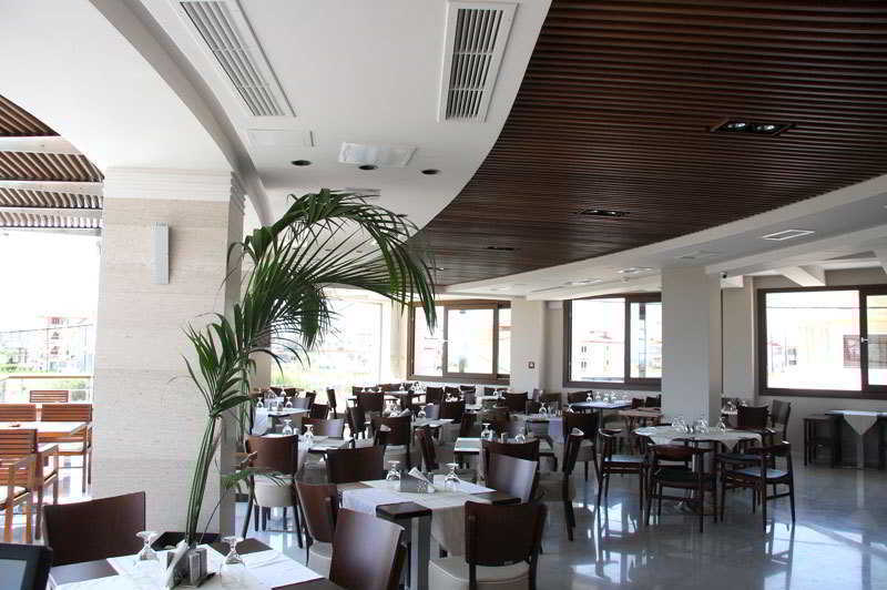 Cosmopolitan Hotel & Spa Paralía エクステリア 写真