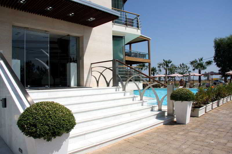 Cosmopolitan Hotel & Spa Paralía エクステリア 写真