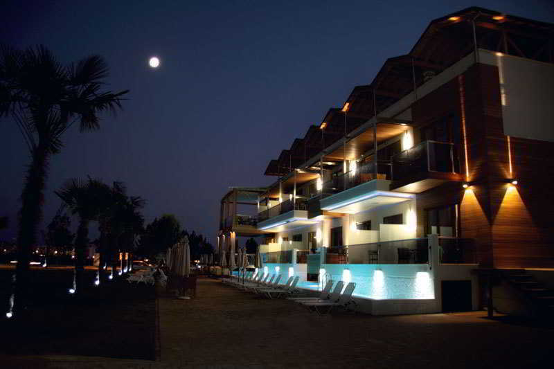 Cosmopolitan Hotel & Spa Paralía エクステリア 写真