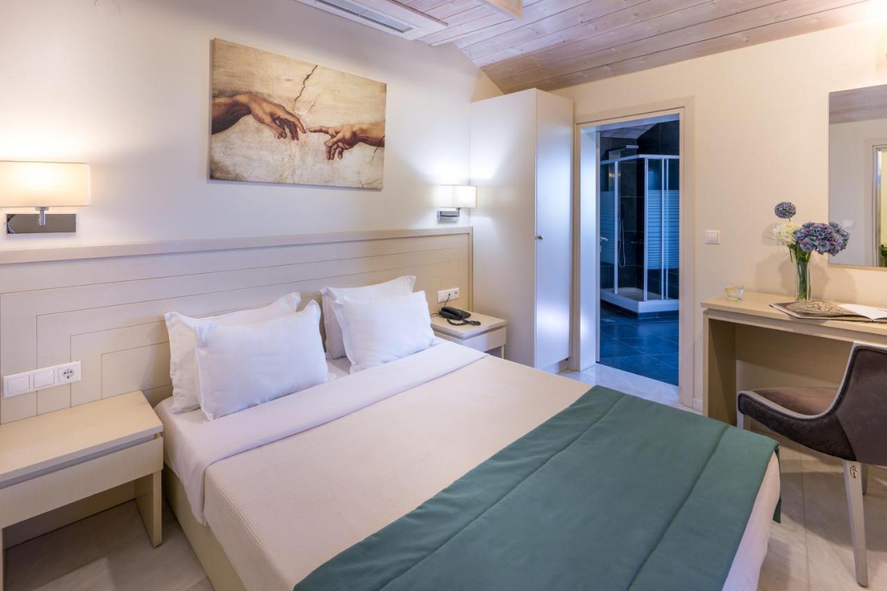 Cosmopolitan Hotel & Spa Paralía エクステリア 写真